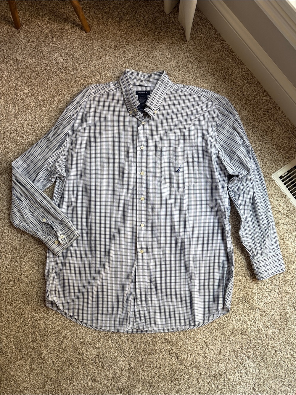 NAUTICA White/Blue Plaid Button-Down Shirt